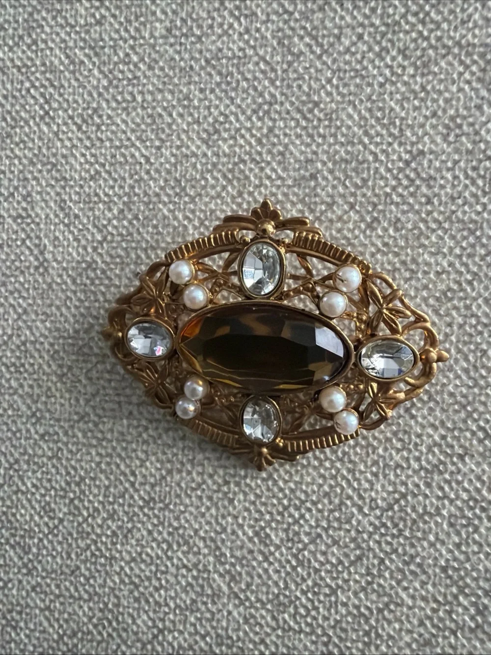 Avon Gold-Tone Amber Glass and Pearl Filigree Brooch